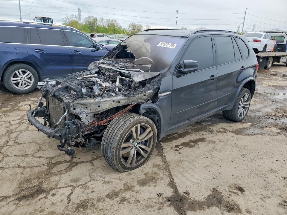 BMW X5 2013 with VIN 5YMGY0C53DLL15966 - Photo from auction