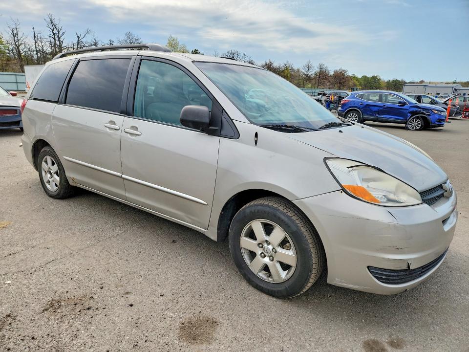 Photo 4 from auction – 2005 TOYOTA SIENNA with VIN 5TDZA23C05S337424