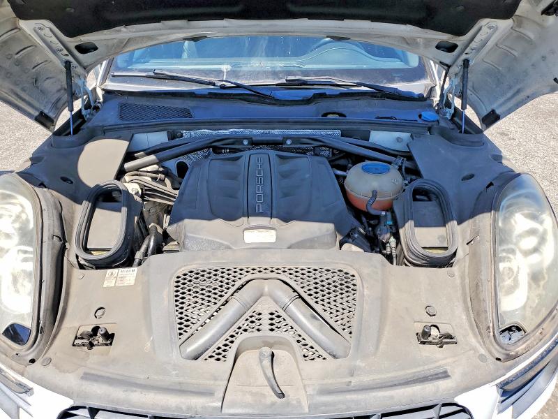 Photo 12 from auction – 2017 PORSCHE MACAN with VIN WP1AB2A53HLB10327