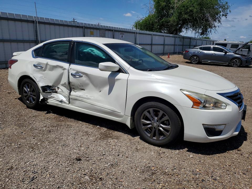 Photo 4 from auction – 2015 NISSAN ALTIMA with VIN 1N4AL3AP1FN912954