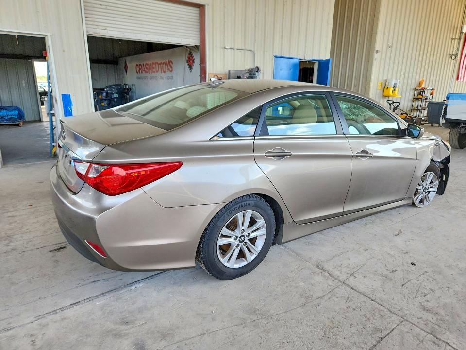 Photo 3 from auction – 2014 HYUNDAI SONATA with VIN 5NPEB4AC4EH933068
