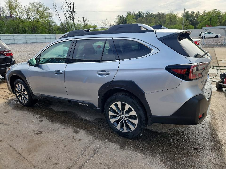 Photo 2 from auction – 2024 SUBARU OUTBACK with VIN 4S4BTGPDXR3229259