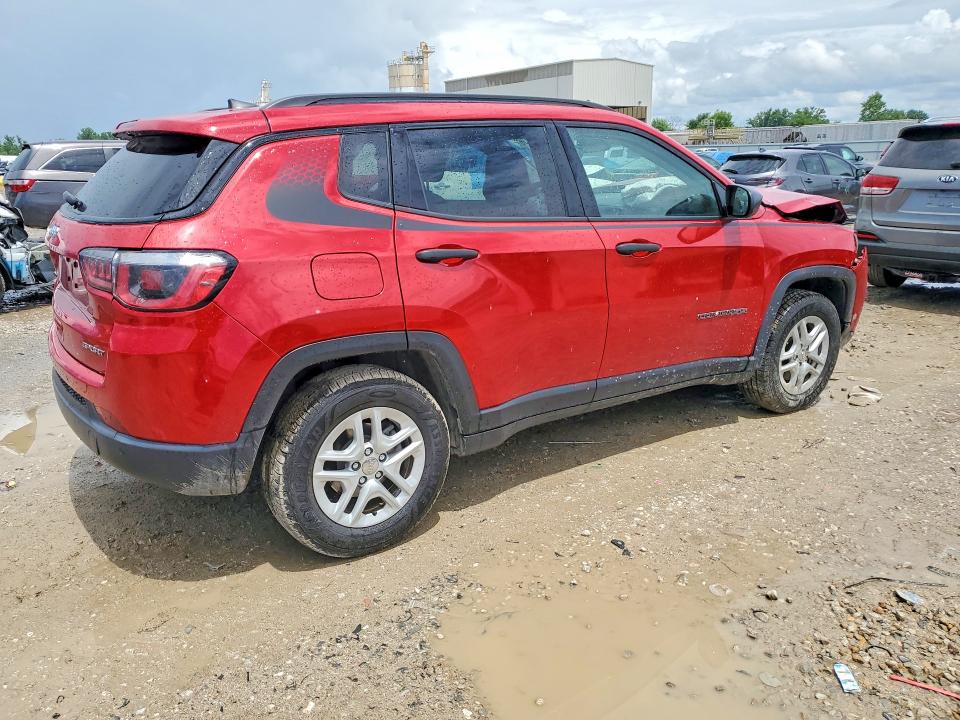 Photo 3 from auction – 2018 JEEP COMPASS with VIN 3C4NJCAB4JT186473