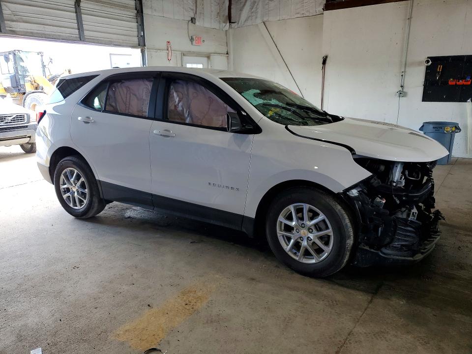 Photo 4 from auction – 2024 CHEVROLET EQUINOX with VIN 3GNAXHEG2RL297994