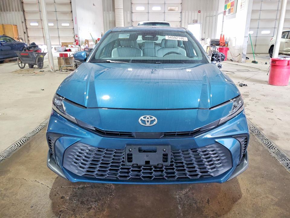Photo 5 from auction – 2025 TOYOTA CAMRY with VIN 4T1DAACK7SU168078