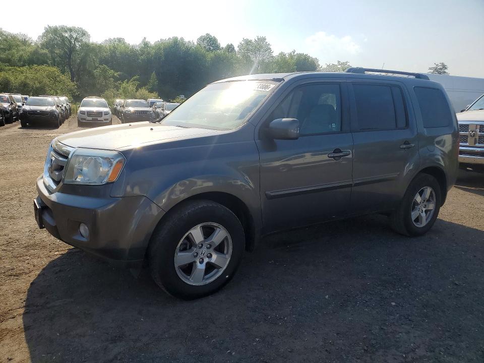 HONDA PILOT 2011 with VIN 5FNYF4H68BB096689 - Photo from auction