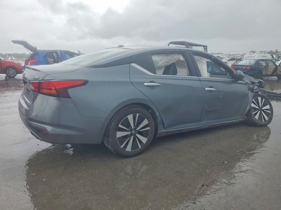 Photo 3 from auction – 2019 NISSAN ALTIMA with VIN 1N4BL4EV6KC219774