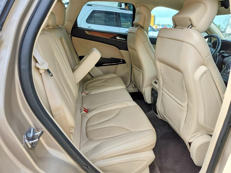 Photo 10 from auction – 2015 LINCOLN MKC with VIN 5LMCJ1A97FUJ11166