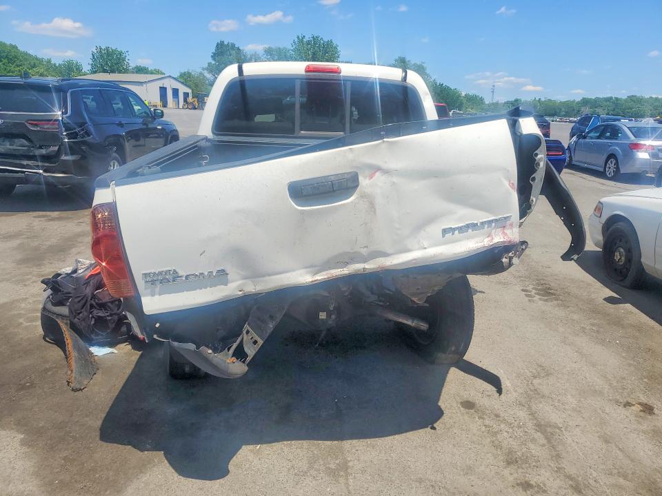 Photo 6 from auction – 2015 TOYOTA TACOMA with VIN 5TFJX4GN5FX048618
