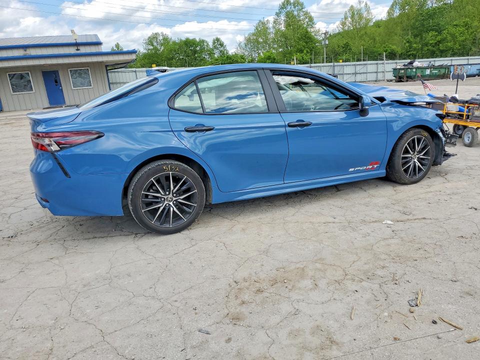 Photo 3 from auction – 2024 TOYOTA CAMRY with VIN 4T1G11AK2RU215527