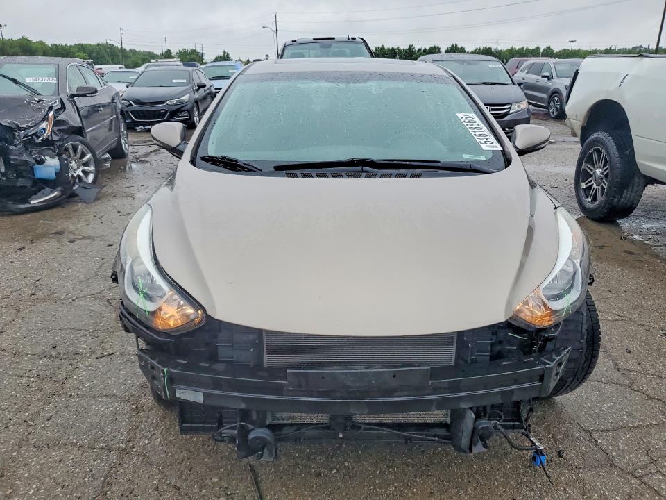 Photo 5 from auction – 2016 HYUNDAI ELANTRA with VIN 5NPDH4AE7GH779972