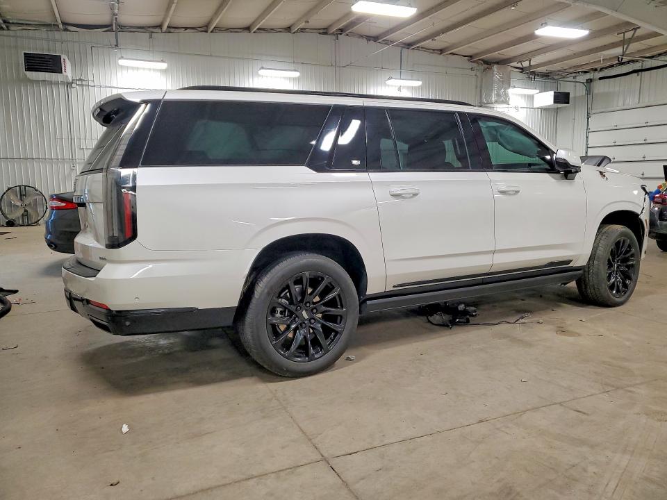 Снимка 3 от търг – 2025 CADILLAC ESCALADE с VIN 1GYS9RRL3SR105947