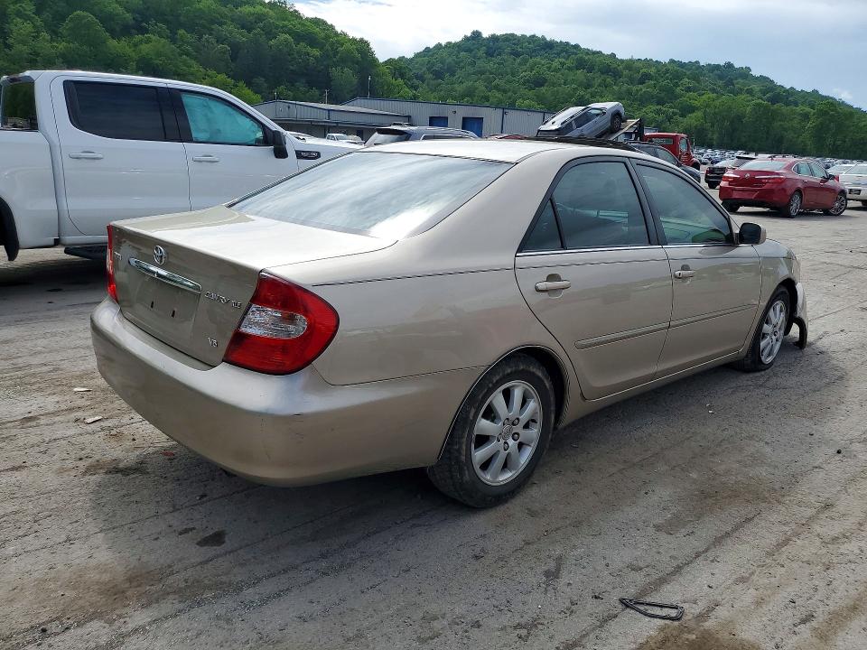 Photo 3 from auction – 2004 TOYOTA CAMRY with VIN 4T1BF30K04U074653