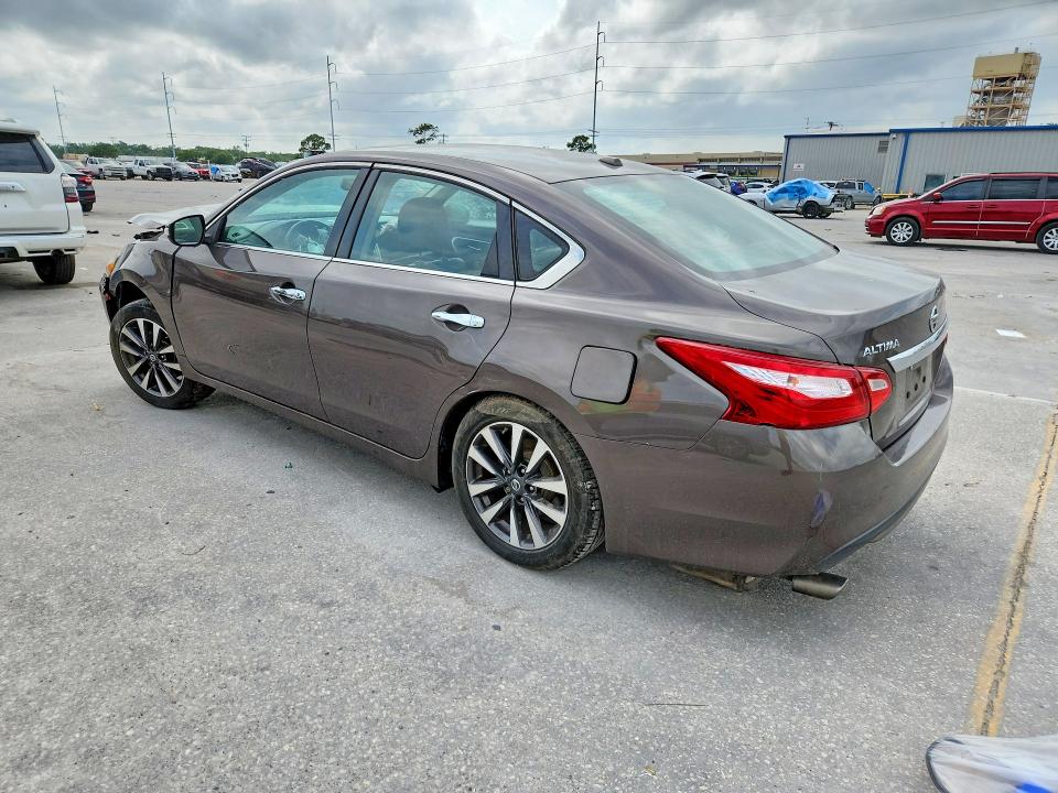 Photo 2 from auction – 2017 NISSAN ALTIMA with VIN 1N4AL3AP0HC193100