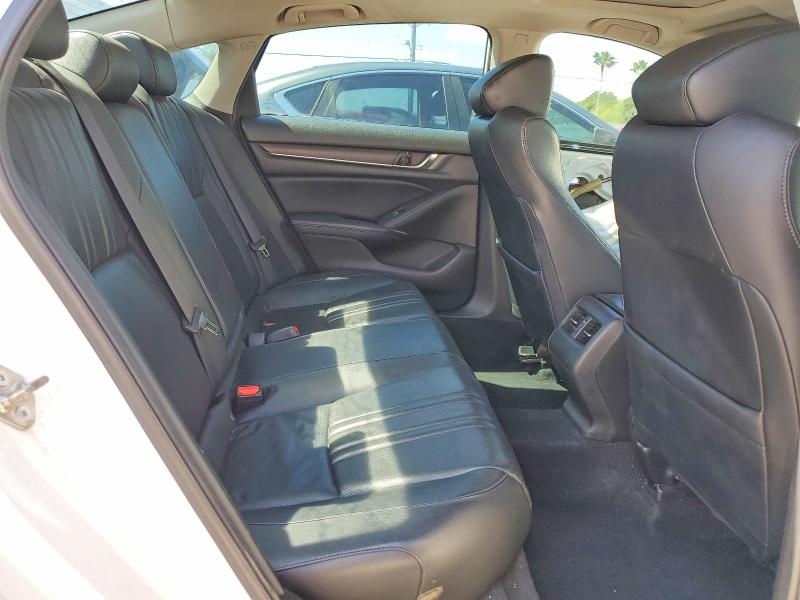 Photo 10 from auction – 2018 HONDA ACCORD with VIN 1HGCV2F53JA017837