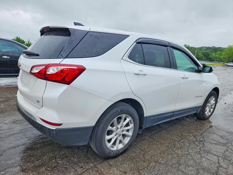 Photo 3 from auction – 2018 CHEVROLET EQUINOX with VIN 2GNAXJEV2J6166191