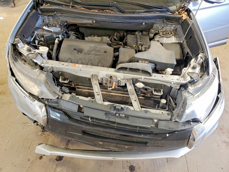 Photo 12 from auction – 2016 MITSUBISHI OUTLANDER with VIN JA4AZ3A35GZ002041