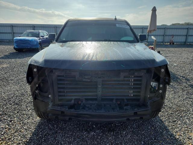 Photo 5 from auction – 2017 CHEVROLET TAHOE with VIN 1GNSCBKC2HR120688