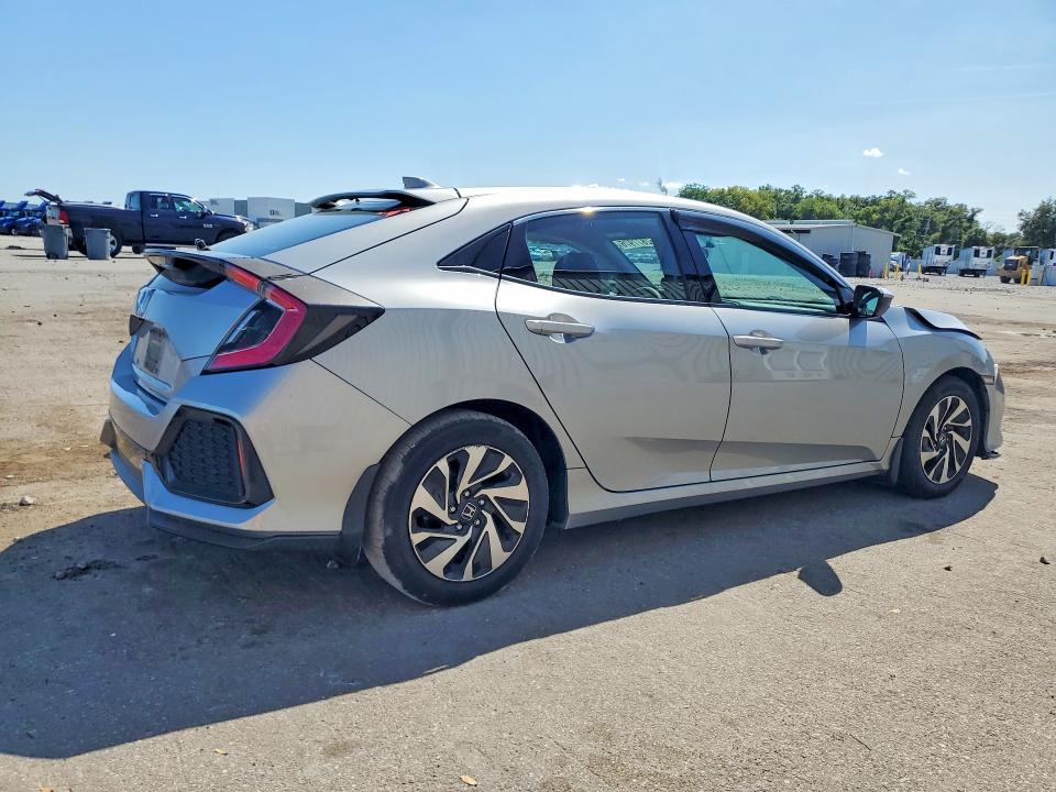 Photo 3 from auction – 2017 HONDA CIVIC with VIN SHHFK7H25HU216019
