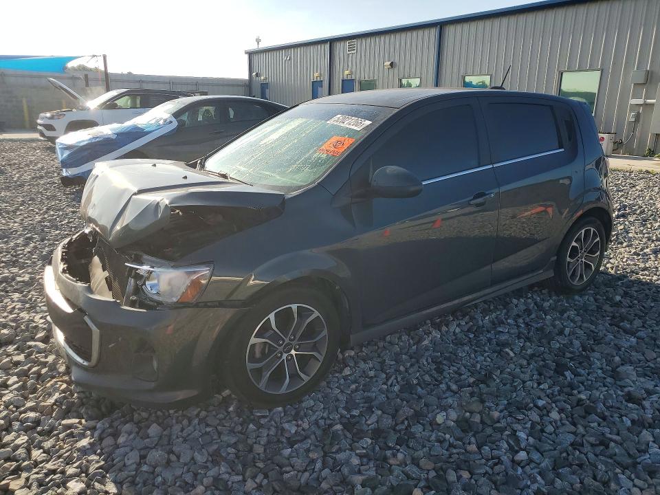 CHEVROLET SONIC 2019 with VIN 1G1JD6SB5K4115577 - Photo from auction