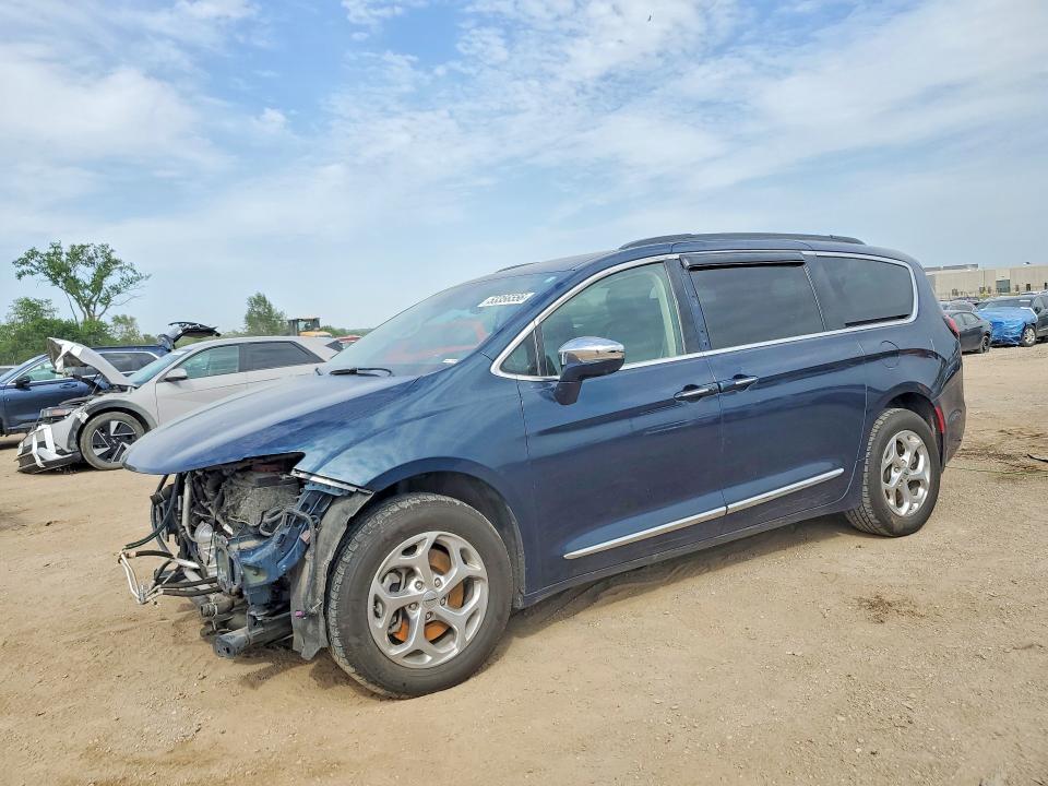 CHRYSLER PACIFICA 2022 with VIN 2C4RC3GG7NR119681 - Photo from auction