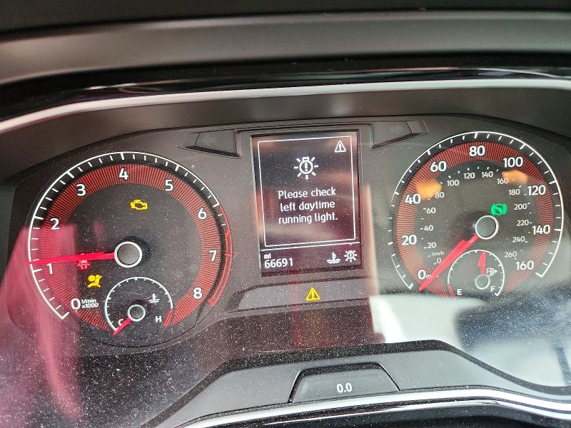 Photo 9 from auction – 2019 VOLKSWAGEN JETTA with VIN 3VWC57BU7KM034053