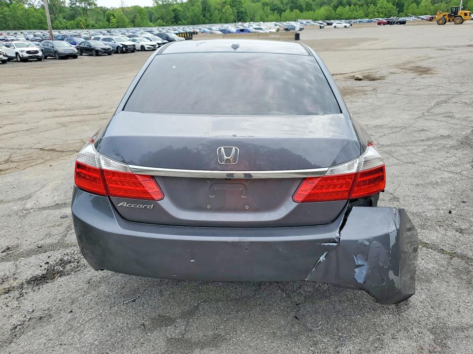 Photo 6 from auction – 2014 HONDA ACCORD with VIN 1HGCR2F82EA017459