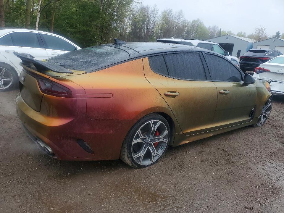 Foto 3 de la subasta – 2020 KIA STINGER con VIN KNAE55LC6L6081935