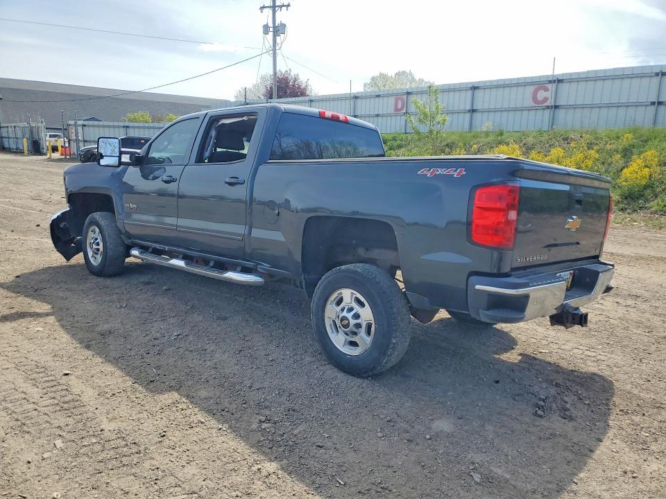 Photo 2 from auction – 2017 CHEVROLET SILVERADO with VIN 1GC1KVEG2HF233095