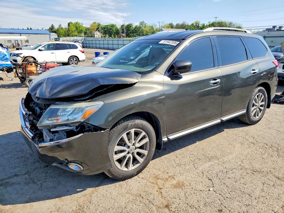 NISSAN PATHFINDER 2015 مع رقم تعريف المركبة 5N1AR2MN7FC627356 - صورة من المزاد
