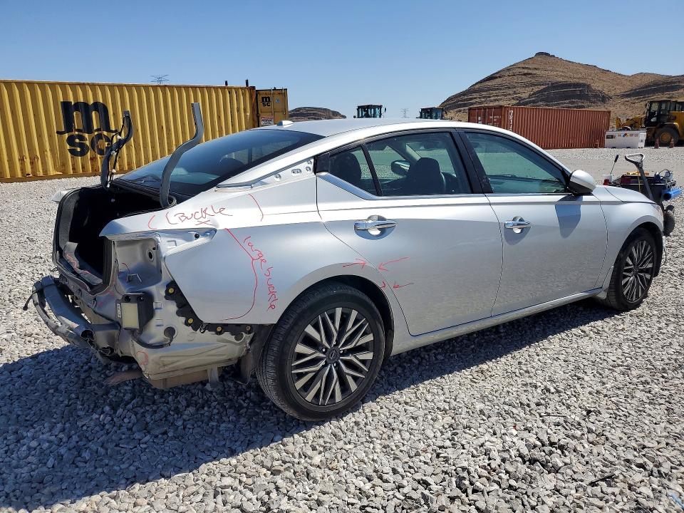 Photo 3 from auction – 2023 NISSAN ALTIMA with VIN 1N4BL4DV2PN333476