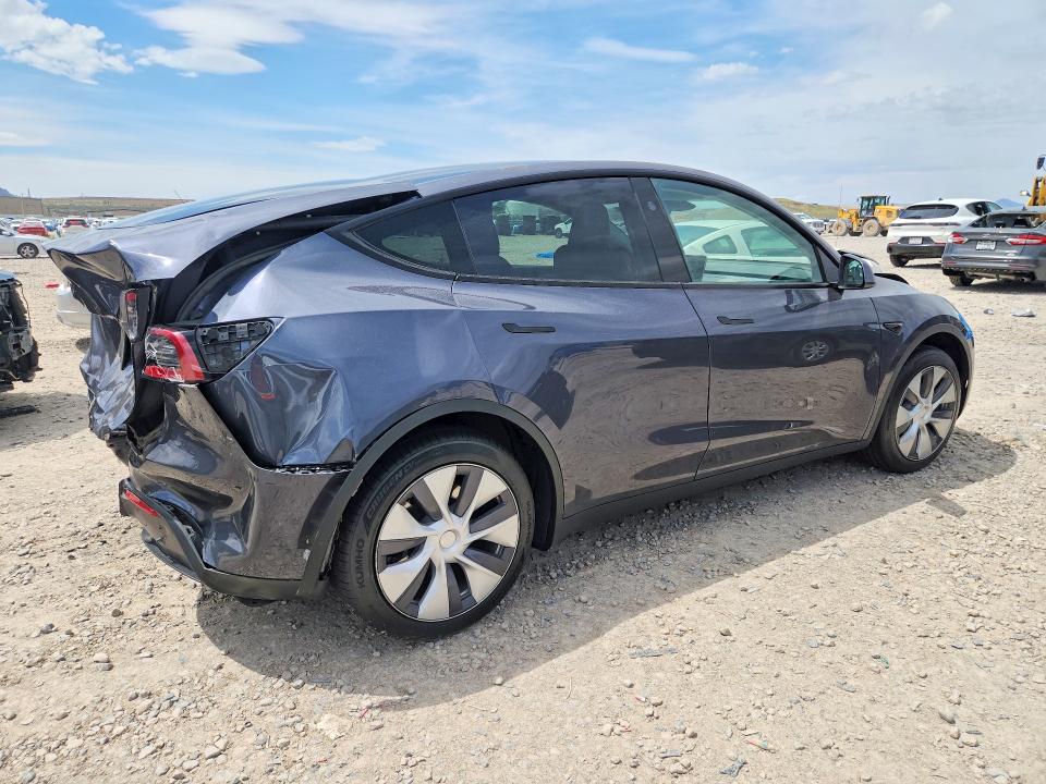Photo 3 from auction – 2023 TESLA MODEL Y with VIN 7SAYGDEE5PF893596