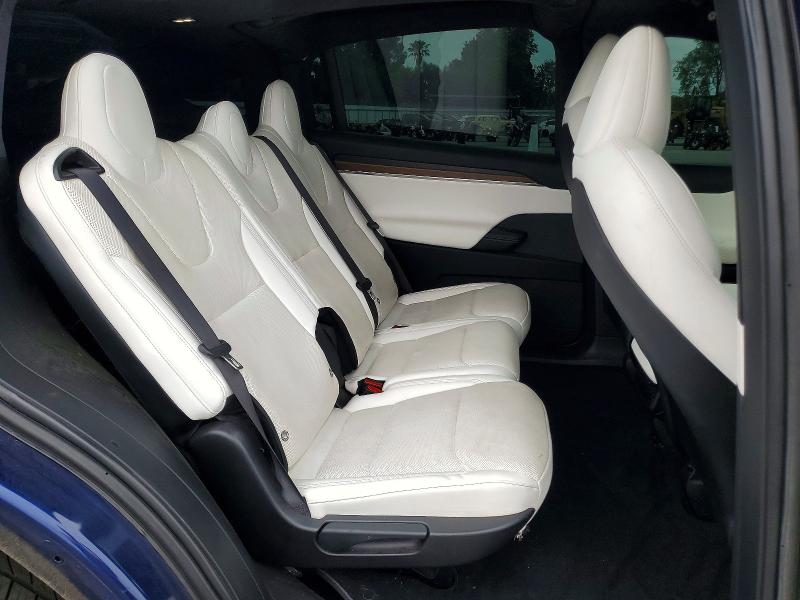 Photo 11 from auction – 2022 TESLA MODEL X with VIN 7SAXCDE50NF339094