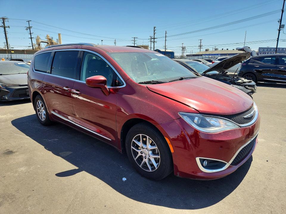 Photo 4 from auction – 2020 CHRYSLER PACIFICA with VIN 2C4RC1BG7LR276992