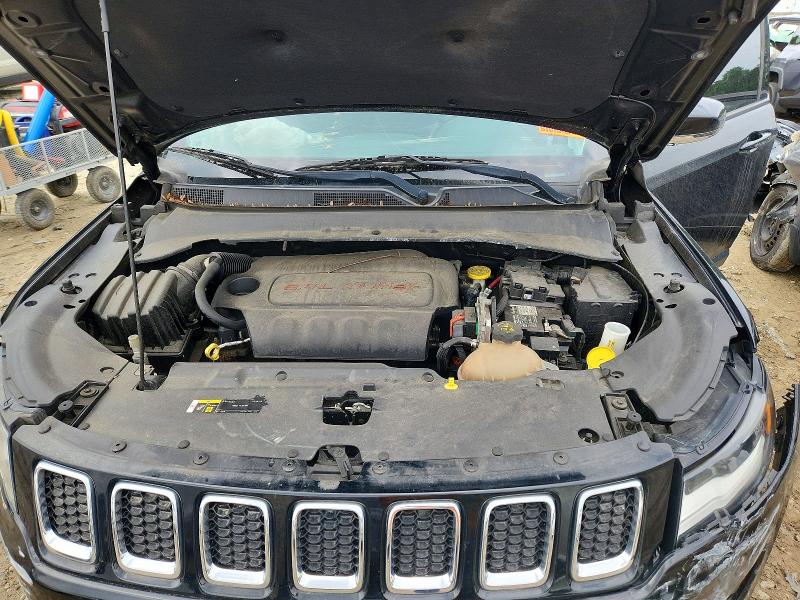 Photo 12 from auction – 2018 JEEP COMPASS with VIN 3C4NJDCB5JT341051