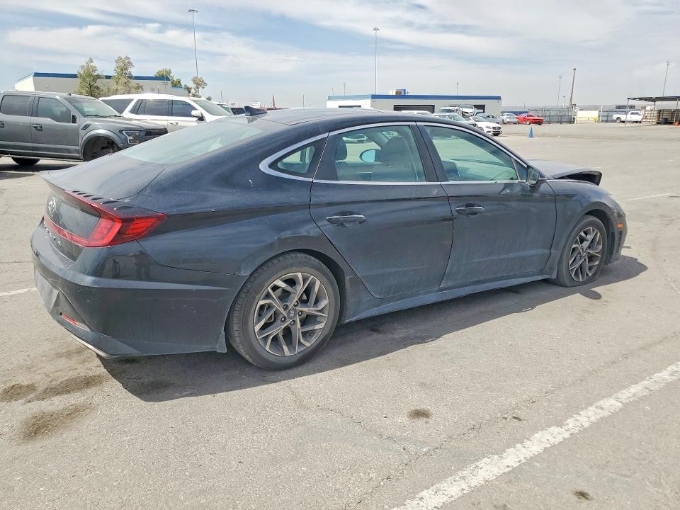 Photo 3 from auction – 2021 HYUNDAI SONATA with VIN 5NPEF4JA9MH082225