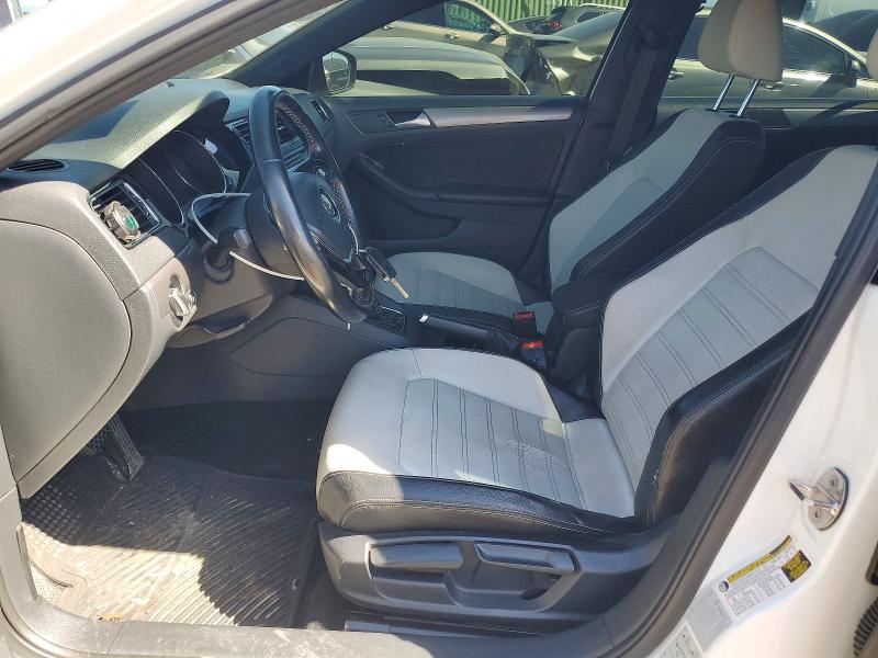Photo 7 from auction – 2016 VOLKSWAGEN JETTA with VIN 3VWD17AJXGM283770