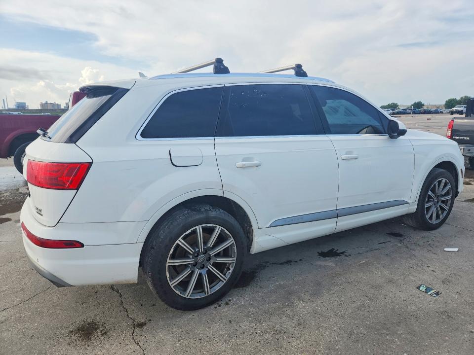 Photo 3 from auction – 2017 AUDI Q7 with VIN WA1LAAF78HD044461