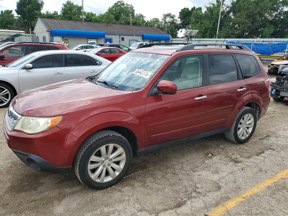 SUBARU FORESTER 2012 with VIN JF2SHBDCXCH447119 - Photo from auction