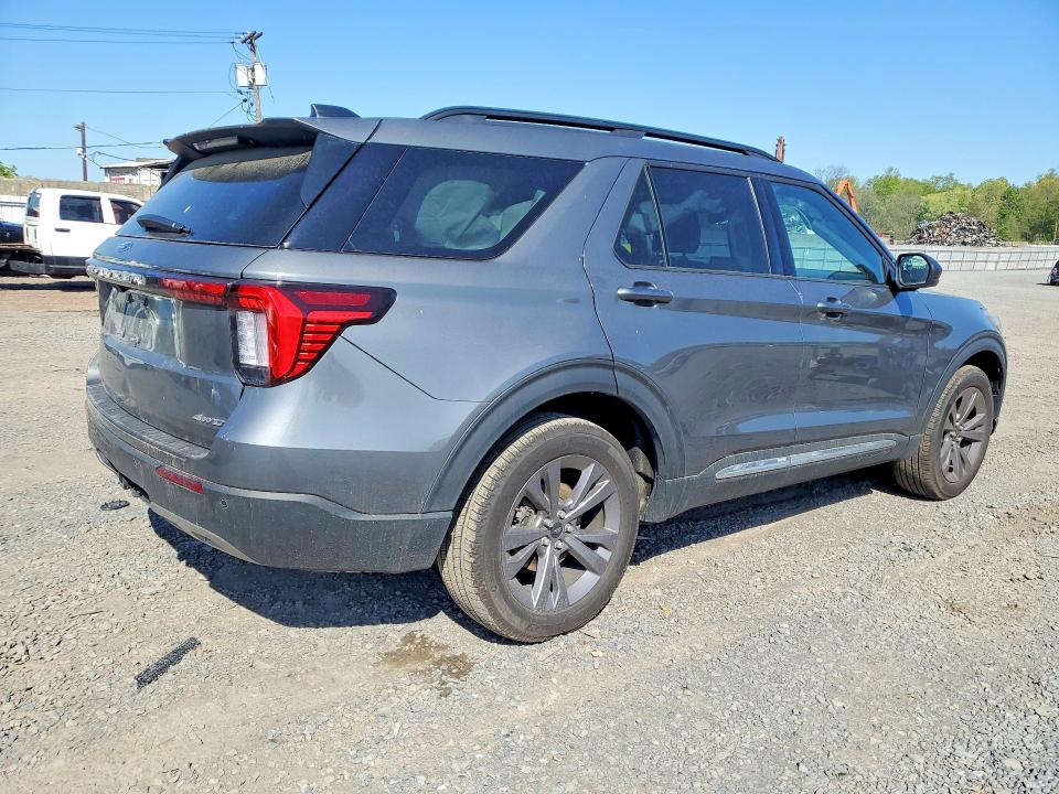 Photo 3 from auction – 2025 FORD EXPLORER with VIN 1FMUK8DH2SGC85719