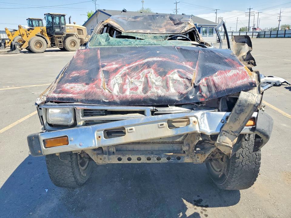 Photo 5 from auction – 1988 TOYOTA PICKUP with VIN JT4RN63A0J5043421