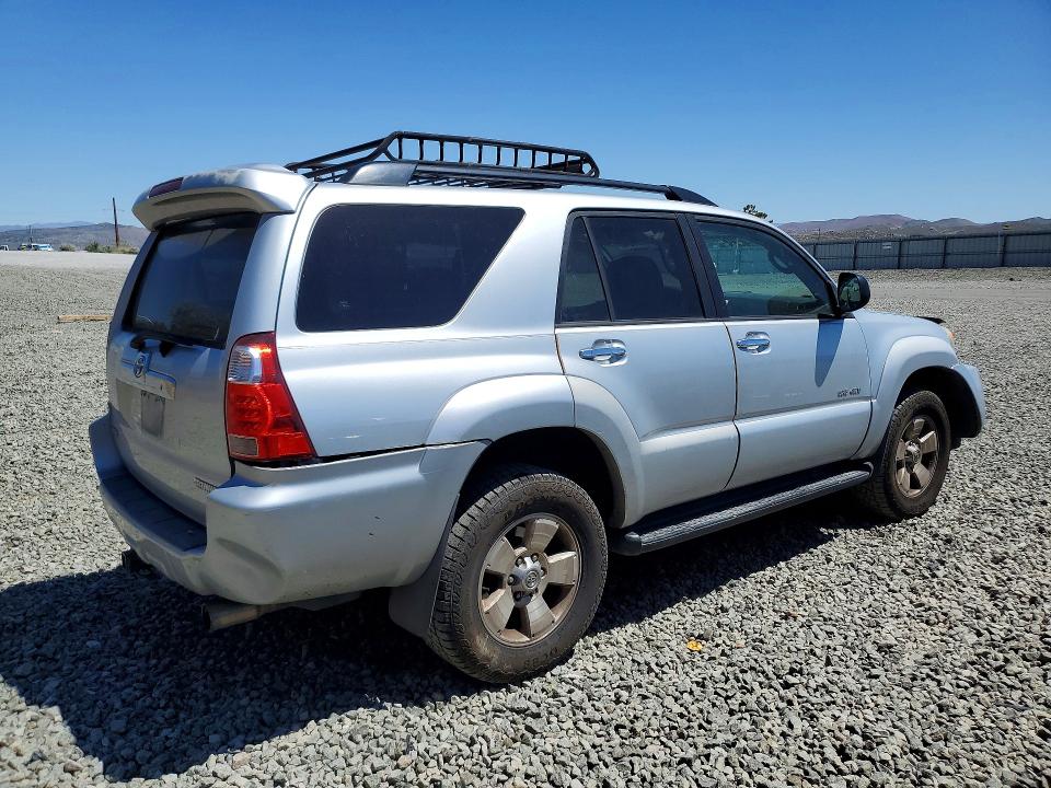 Zdjęcie 3 z aukcji – 2006 TOYOTA 4RUNNER z VIN JTEBU14R160084748