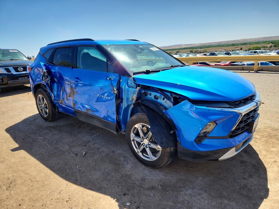 Photo 4 from auction – 2024 CHEVROLET BLAZER with VIN 3GNKBDR44RS164199