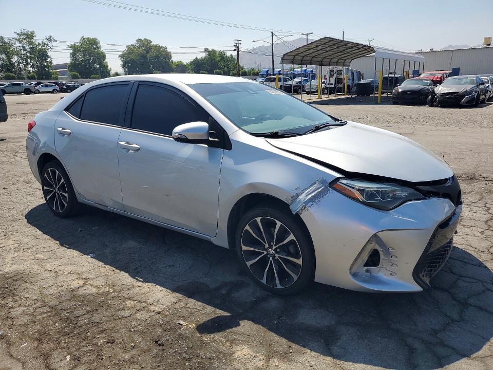 Photo 4 from auction – 2018 TOYOTA COROLLA with VIN 5YFBURHE2JP806740