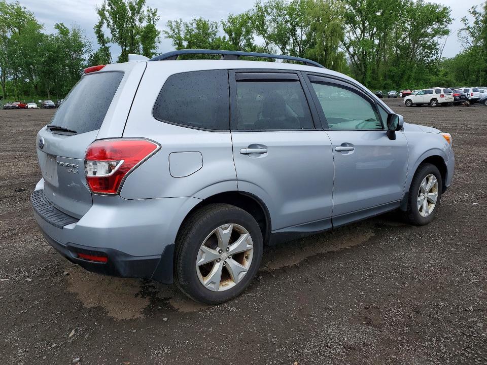 Photo 3 from auction – 2016 SUBARU FORESTER with VIN JF2SJADC9GH439436