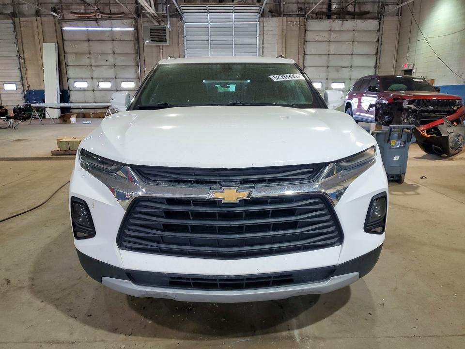 Photo 5 from auction – 2020 CHEVROLET BLAZER with VIN 3GNKBBRA3LS677977