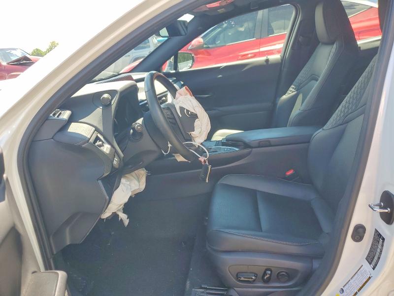 Photo 7 from auction – 2021 LEXUS UX with VIN JTHP9JBH2M2037458
