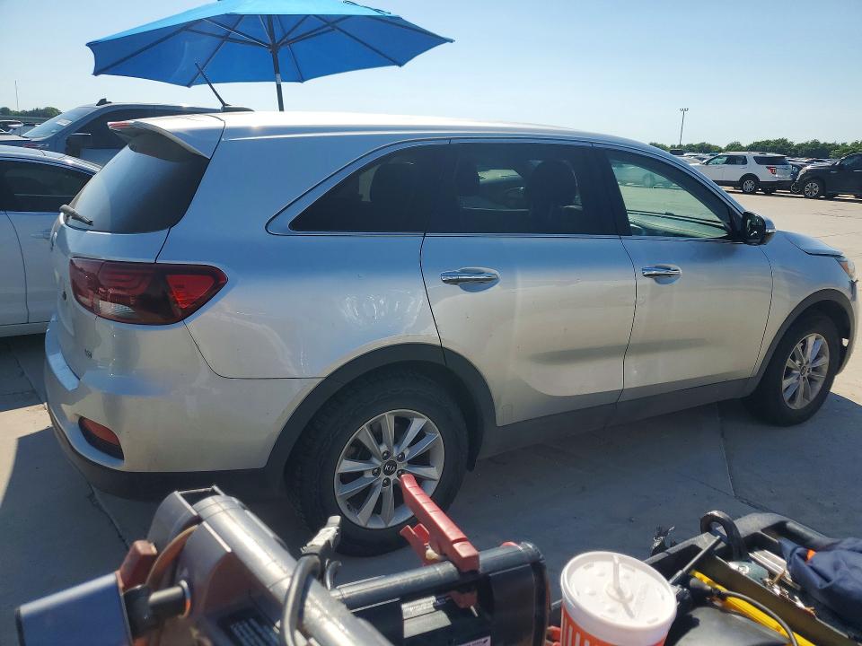 Photo 3 from auction – 2019 KIA SORENTO with VIN 5XYPG4A55KG489388
