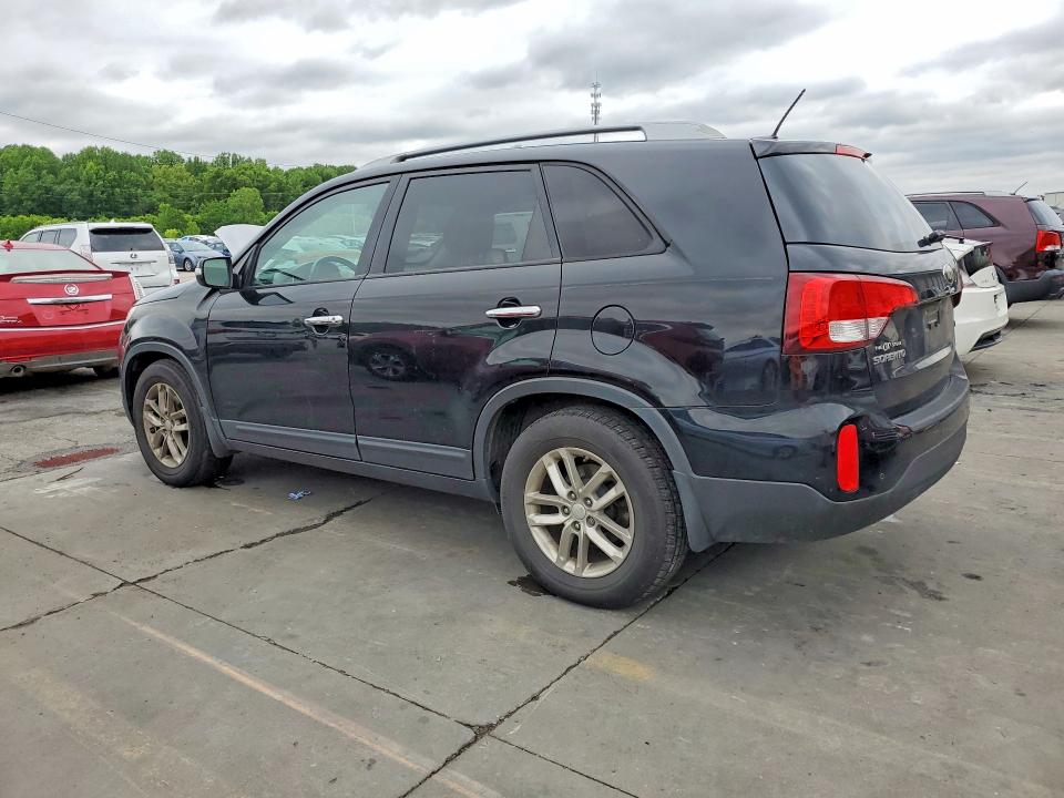 Foto 2 de la subasta – 2014 KIA SORENTO con VIN 5XYKT4A68EG491459