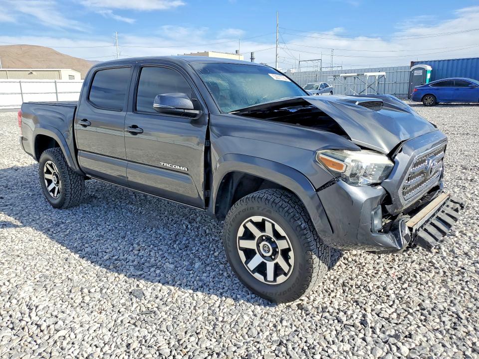 Photo 4 from auction – 2017 TOYOTA TACOMA with VIN 3TMAZ5CN7HM040437
